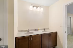 1045 Oak Ridge Dr, Horsham, PA 19044 - Photo 44