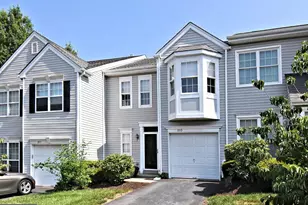 103 Santa Anita Dr, North Wales, PA 19454 - Photo 2