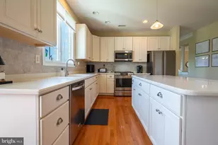 33 Knights Crest Ct, Souderton, PA 18964 - Photo 8