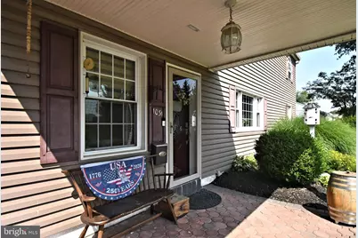 1031 Cardinal Road, Norristown, PA 19403 - Photo 4