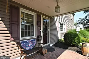 1031 Cardinal Rd, Norristown, PA 19403 - Photo 4