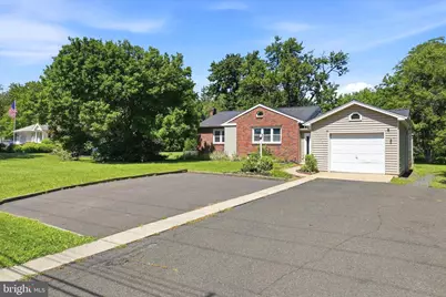 2002 Lenhart Road, Hatfield, PA 19440 - Photo 2