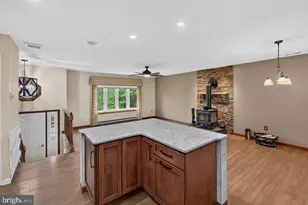2161 Hollyberry Ct, Pottstown, PA 19464 - Photo 8