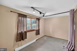 2161 Hollyberry Ct, Pottstown, PA 19464 - Photo 34