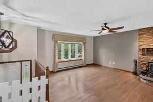 2161 Hollyberry Ct, Pottstown, PA 19464 - Photo 10
