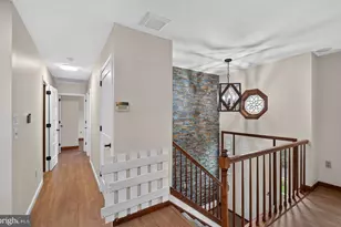 2161 Hollyberry Ct, Pottstown, PA 19464 - Photo 4