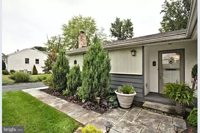 2828 Leon, Audubon, PA 19403 - Photo 4