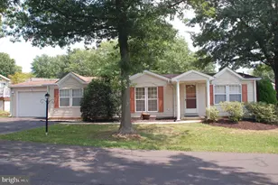 411 Westbury Dr, Souderton, PA 18964 - Photo 2
