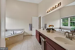 404 Maple Glen Cir, Schwenksville, PA 19473 - Photo 28