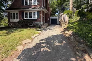26 Rolling Rd, Wynnewood, PA 19096 - Photo 2