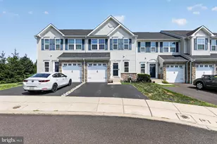 1551 Emily Ct, Hatfield, PA 19440 - Photo 1