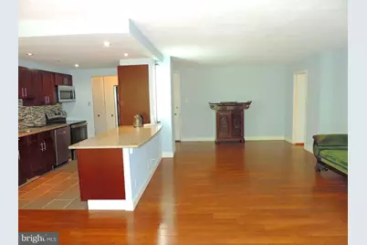 1001 City Avenue #E-923, Wynnewood, PA 19096 - Photo 4
