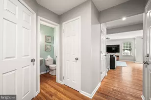 123 Azalea Cir, Royersford, PA 19468 - Photo 2