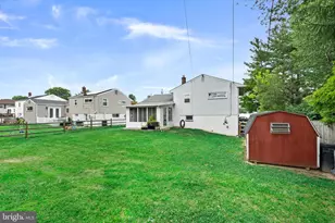 2700 E County Line Rd, Hatboro, PA 19040 - Photo 38