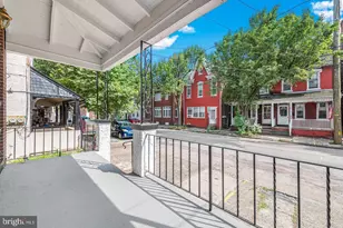 253 Beech St, Pottstown, PA 19464 - Photo 2