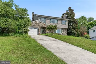 733 S Park Ave, Audubon, PA 19403 - Photo 32