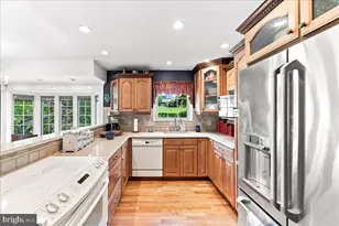 733 S Park Ave, Audubon, PA 19403 - Photo 10