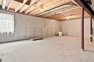 381 Manor Cir, Harleysville, PA 19438 - Photo 24