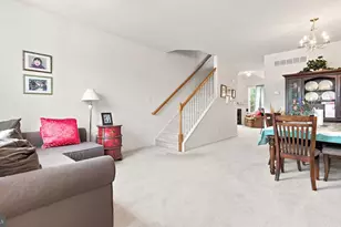 381 Manor Cir, Harleysville, PA 19438 - Photo 6