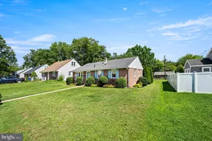932 Hale St, Pottstown, PA 19464 - Photo 2