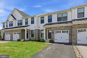 8034 Milltown Cir, Cheltenham, PA 19012 - Photo 2