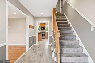 1939 Stirling Dr, Lansdale, PA 19446 - Photo 8