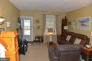 328 W Fifth St, Lansdale, PA 19446 - Photo 10