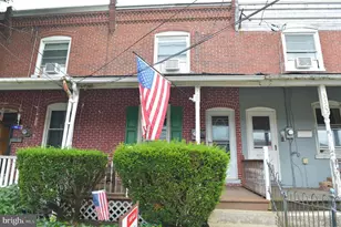 328 W Fifth St, Lansdale, PA 19446 - Photo 2