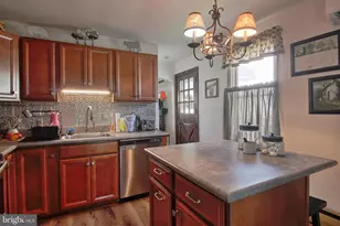 1032 N Warren St, Pottstown, PA 19464 - Photo 8