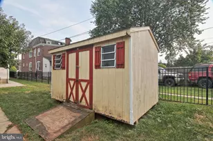 739 Noble St, Norristown, PA 19403 - Photo 30