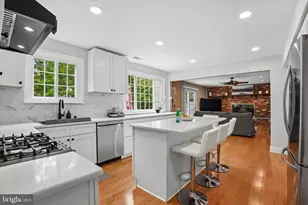 3109 W Hayes Rd, East Norriton, PA 19403 - Photo 4