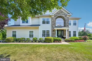 309 Butternut Ln, Collegeville, PA 19426 - Photo 2