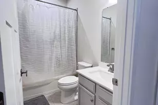 18 Hunters Dr, Gilbertsville, PA 19525 - Photo 10