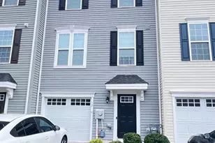 18 Hunters Dr, Gilbertsville, PA 19525 - Photo 1