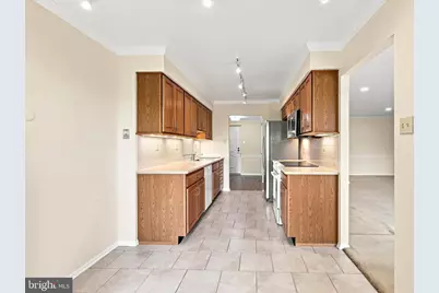 930 W Montgomery Avenue #403, Bryn Mawr, PA 19010 - Photo 10