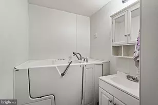 839 Hollow Rd, Phoenixville, PA 19460 - Photo 28