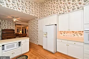 2 Whitefield Dr, Lafayette Hill, PA 19444 - Photo 14