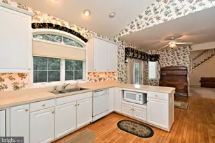2 Whitefield Dr, Lafayette Hill, PA 19444 - Photo 12
