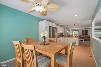 420 Pleasant Valley Drive, Conshohocken, PA 19428 - Photo 8