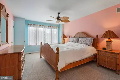 420 Pleasant Valley Drive, Conshohocken, PA 19428 - Photo 18