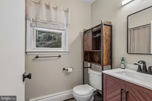 1813 Fitzwatertown Rd, Willow Grove, PA 19090 - Photo 16