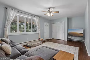 1813 Fitzwatertown Rd, Willow Grove, PA 19090 - Photo 6