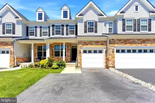423 Barclays Wy, Phoenixville, PA 19460 - Photo 1
