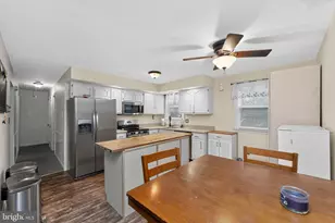 913 Seminary St, Pennsburg, PA 18073 - Photo 10