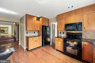 1725 N Adams St, Pottstown, PA 19464 - Photo 18