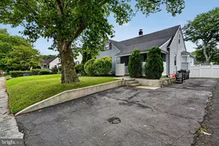 28 W County Line Rd, Hatboro, PA 19040 - Photo 4