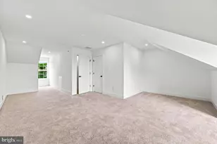 207 W 8th St, Bridgeport, PA 19405 - Photo 16
