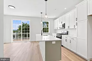 207 W 8th St, Bridgeport, PA 19405 - Photo 2