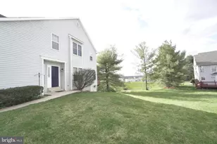 2041 Greenes Way Cir, Collegeville, PA 19426 - Photo 4