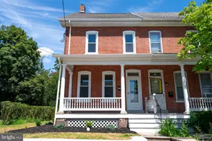 131 Jefferson St, East Greenville, PA 18041 - Photo 4